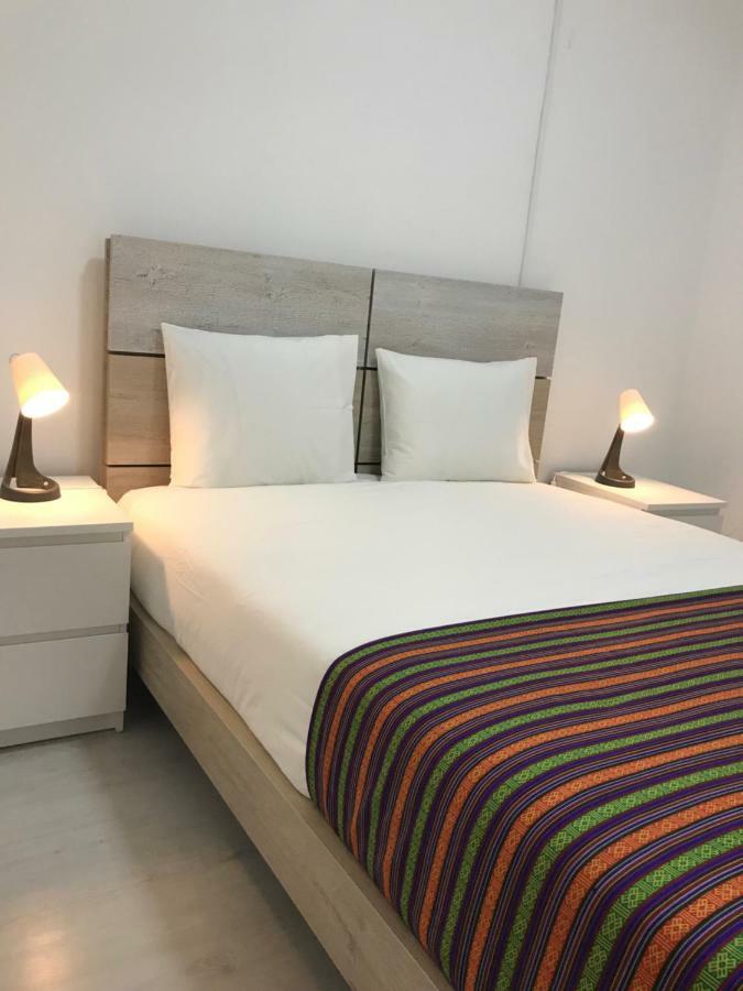 Charming Episode Hostel Lisbon Bagian luar foto