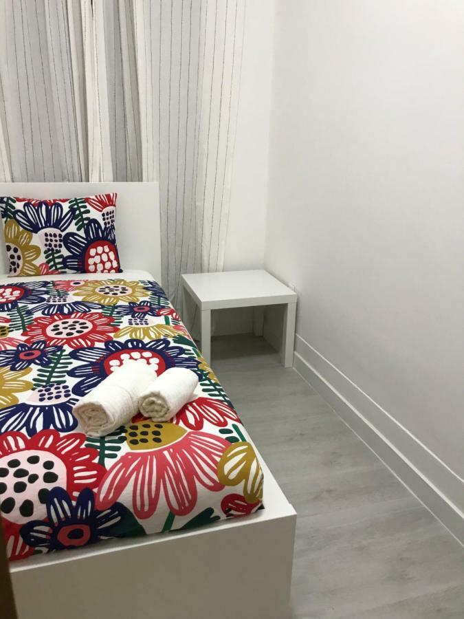 Charming Episode Hostel Lisbon Bagian luar foto
