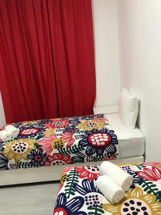 Charming Episode Hostel Lisbon Bagian luar foto